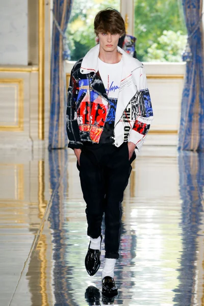 Look 68